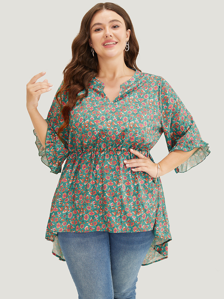 

Plus Size Emerald Ditsy Floral Ruffle Sleeve Notched High Low Hem Blouse Women Elegant Short sleeve Notched collar Dailywear Blouses BloomChic