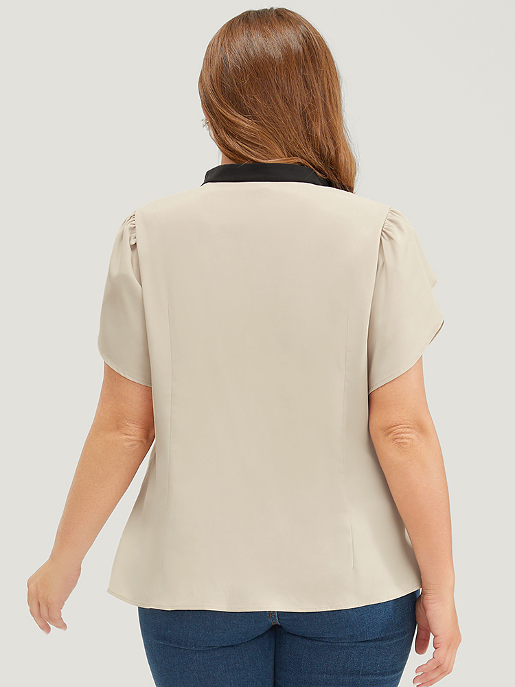 Plus Size Champagne Plain Contrast Trim Split Petal Sleeve Blouse Women Office Short sleeve Stand-up collar Dailywear Blouses BloomChic 10/M 
