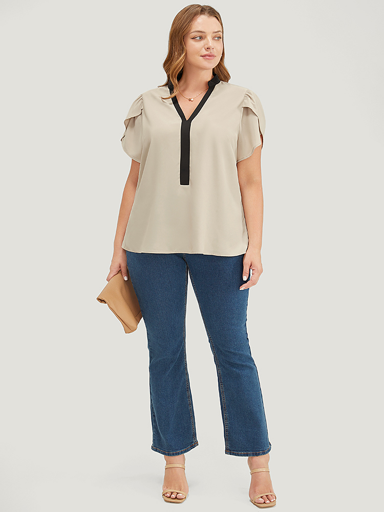 Plus Size Champagne Plain Contrast Trim Split Petal Sleeve Blouse Women Office Short sleeve Stand-up collar Dailywear Blouses BloomChic 10/M 