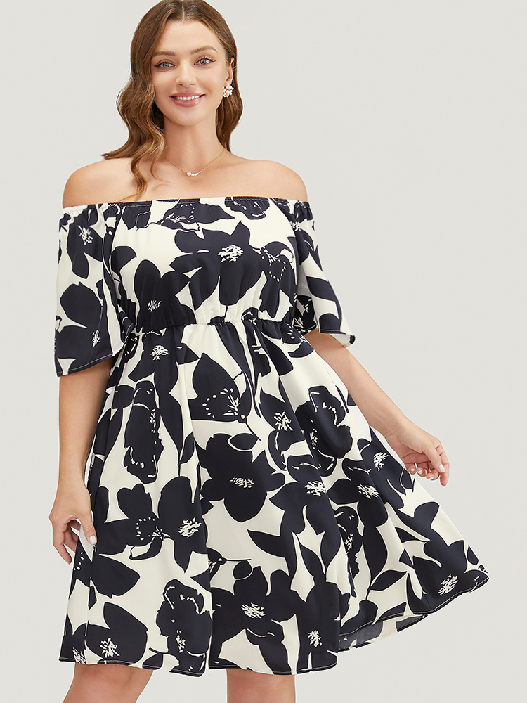 

Plus Size Floral Ruffle Sleeve Pocket Off Shoulder Dress DarkBlue Women Elegant Pocket One-shoulder neck Short sleeve Curvy Knee Dress BloomChic