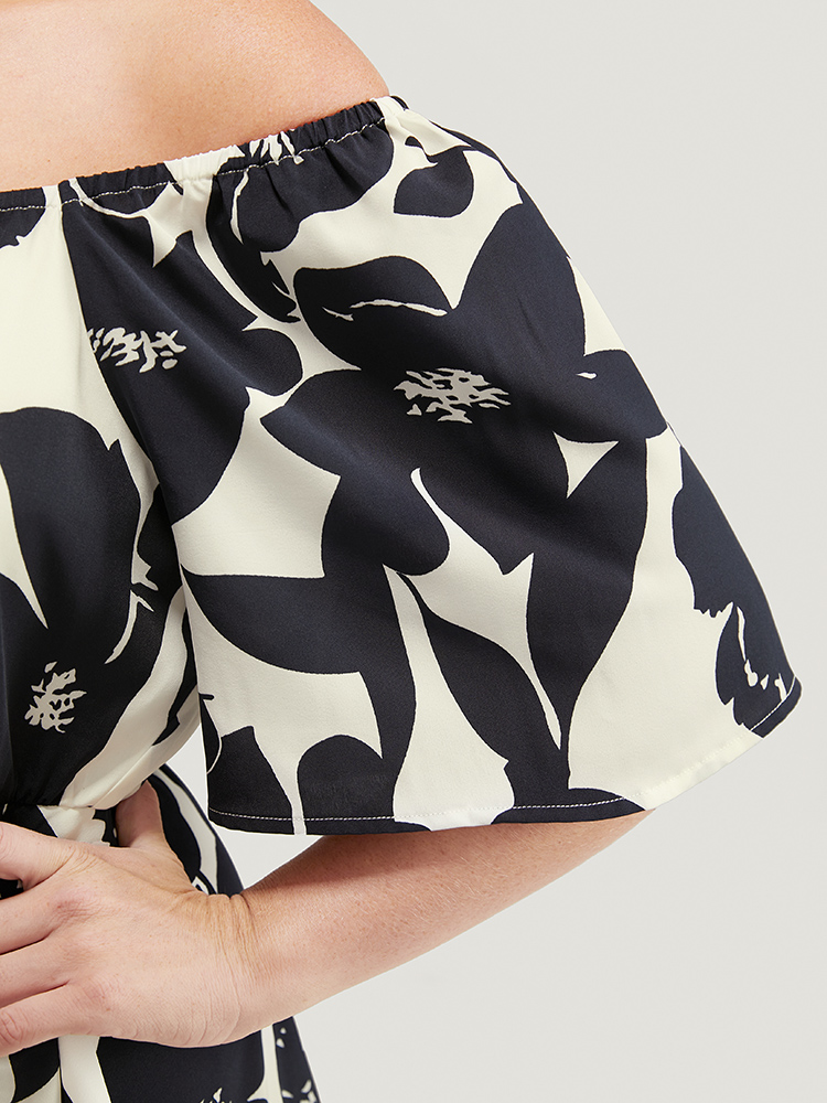 Plus Size Floral Ruffle Sleeve Pocket Off Shoulder Dress DarkBlue Women Elegant Pocket One-shoulder neck Short sleeve Curvy Knee Dress BloomChic 12/L 