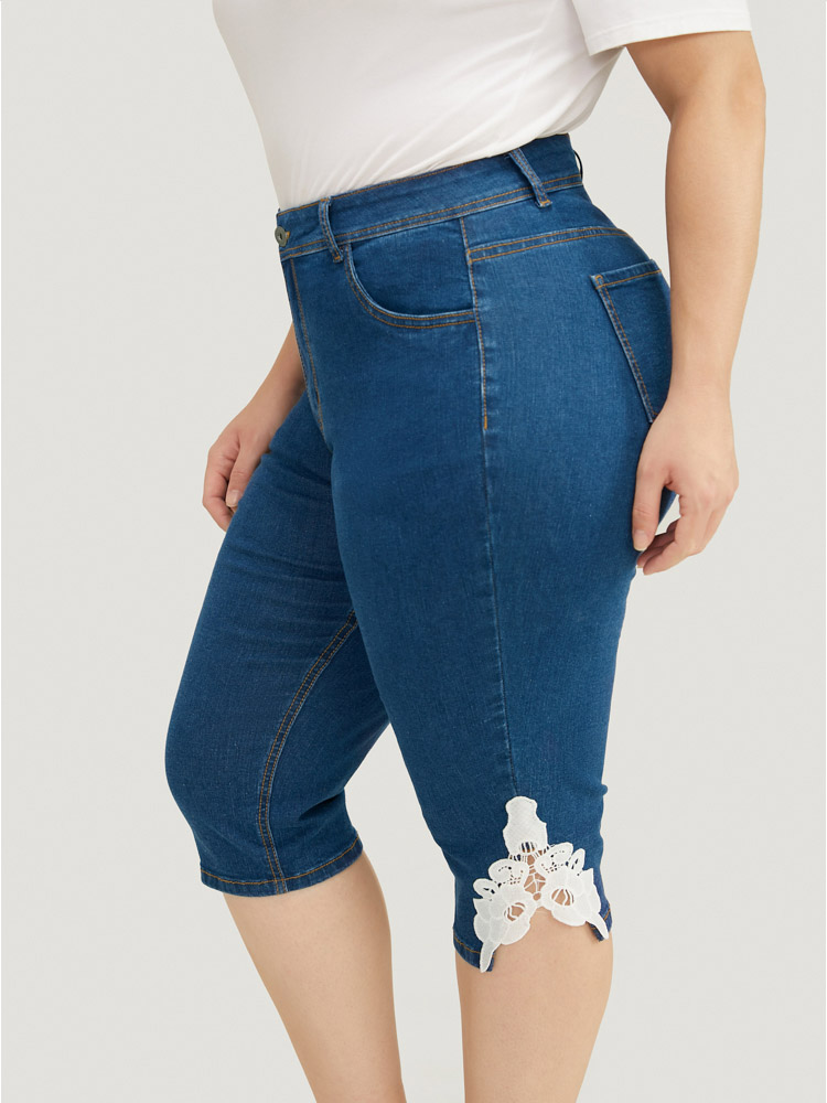 

Plus Size Very Stretchy High Rise Medium Wash Guipure Lace Knee Denim Shorts Women Blue High stretch Everyday Patch pocket Casual Denim Shorts BloomChic