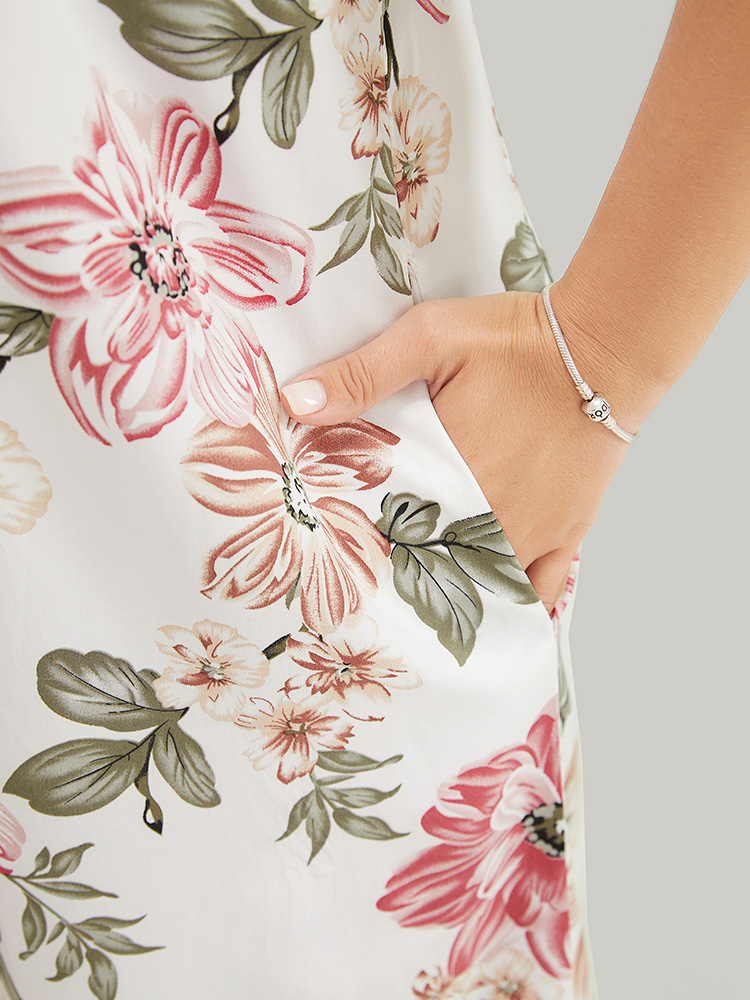 Plus Size Floral Pocket Keyhole Lace Cap Sleeve Flutter Dress Multicolor Women Elegant Printed Keyhole Cut-Out Cap Sleeve Curvy Knee Dress BloomChic 14-16/1X 