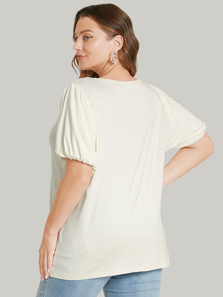 

Plus Size Solid Puff Sleeve V Neck T-shirt White Women Elegant Plain V-neck Dailywear T-shirts BloomChic