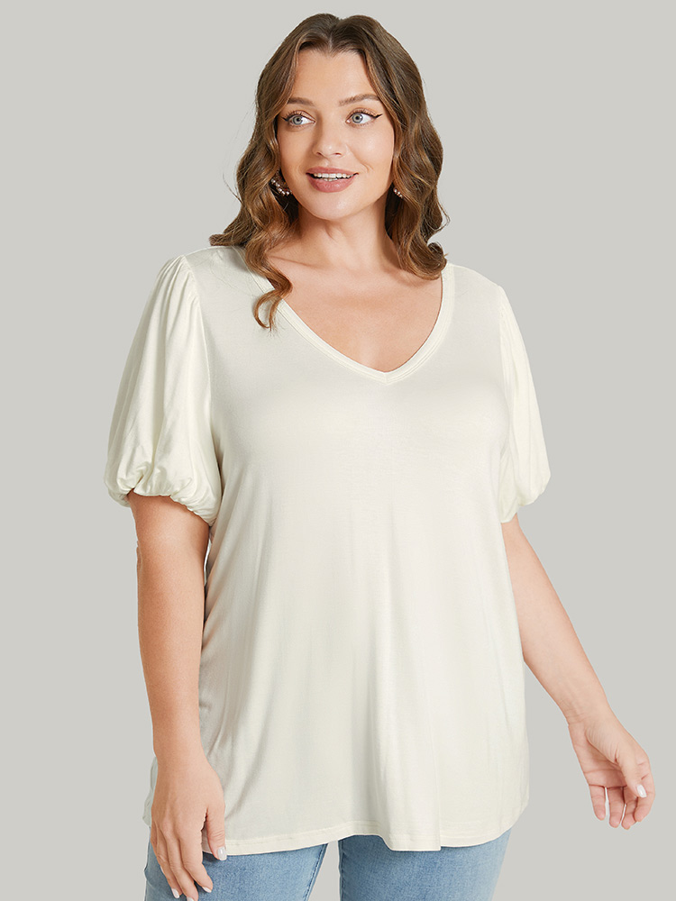 Plus Size Women Dailywear Plain Puff Sleeve Short sleeve V-neck Elegant T-shirts BloomChic 