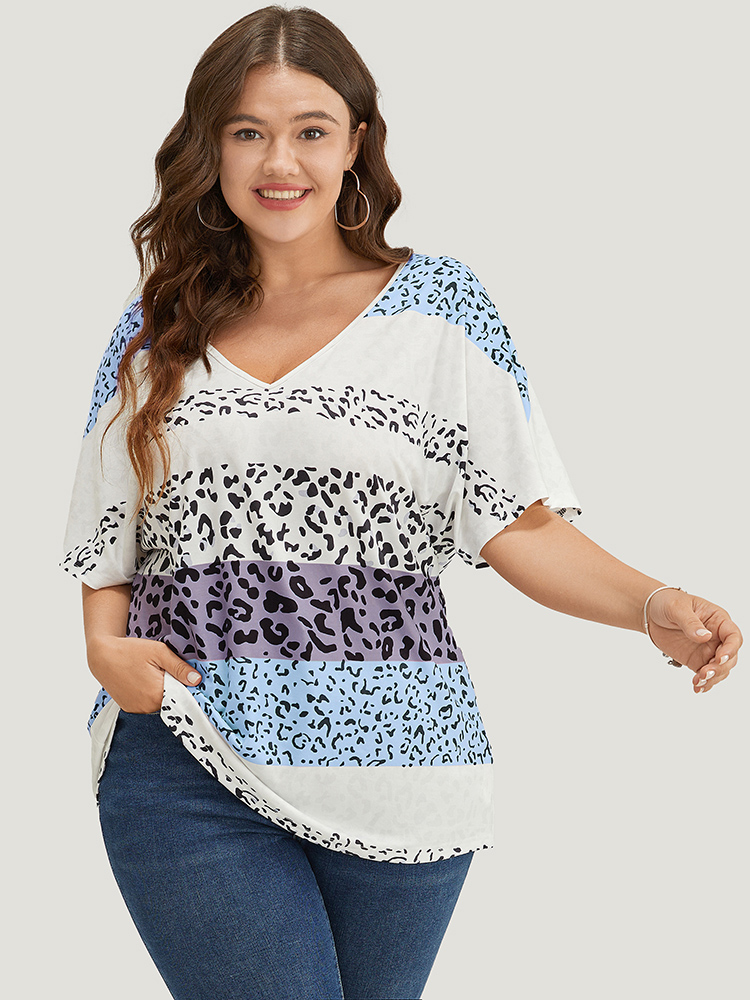 

Plus Size Leopard Print Colorblock Dolman Sleeve T-shirt LightBlue Women Casual Contrast Leopard V-neck Everyday T-shirts BloomChic