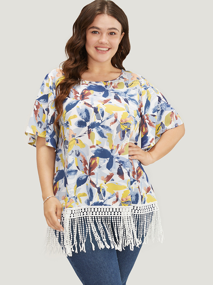 

Plus Size Stone Plant Print Ruffle Sleeve Lace Fringe Hem Blouse Women Elegant Short sleeve Round Neck Dailywear Blouses BloomChic