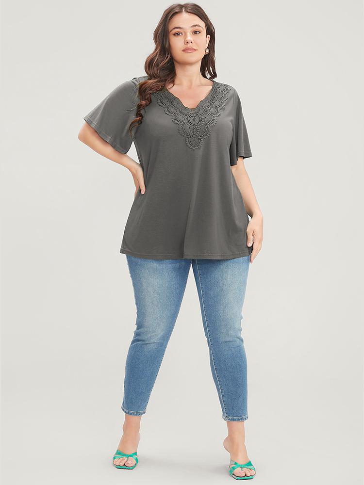 

Plus Size Solid Ruffle Sleeve Lace V Neck T-shirt Gray V-neck Short sleeve Elegant Jersey Tops