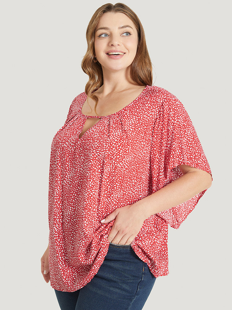 Plus Size Women Dailywear Polka Dot Regular Sleeve Short sleeve Round Neck Elegant Blouses BloomChic 
