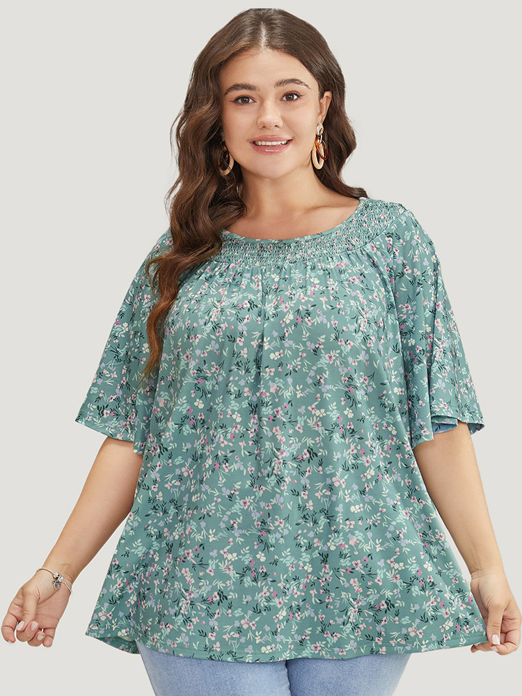 

Plus Size Ditsy Floral Shirred Gathered Ruffle Sleeve T-shirt Emerald Round Neck Short sleeve Elegant Jersey Tops