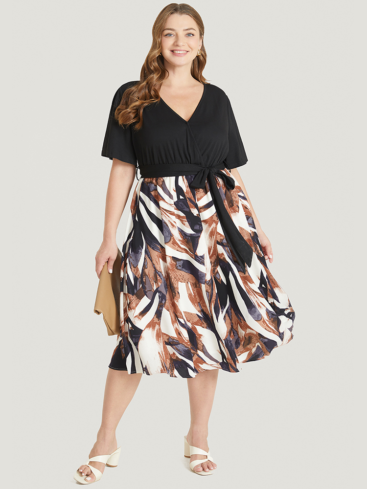 Plus Size Women Dailywear Geometric Lined Ruffle Sleeve Short sleeve V-neck Pocket Belt Office Dresses BloomChic 