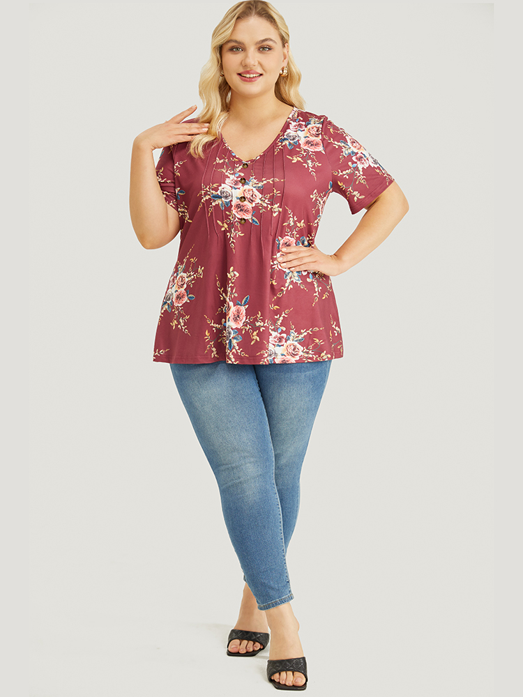 

Plus Size Floral Print Button Detail Pleated V Neck T-shirt Burgundy Women Casual Floral V-neck Dailywear T-shirts BloomChic