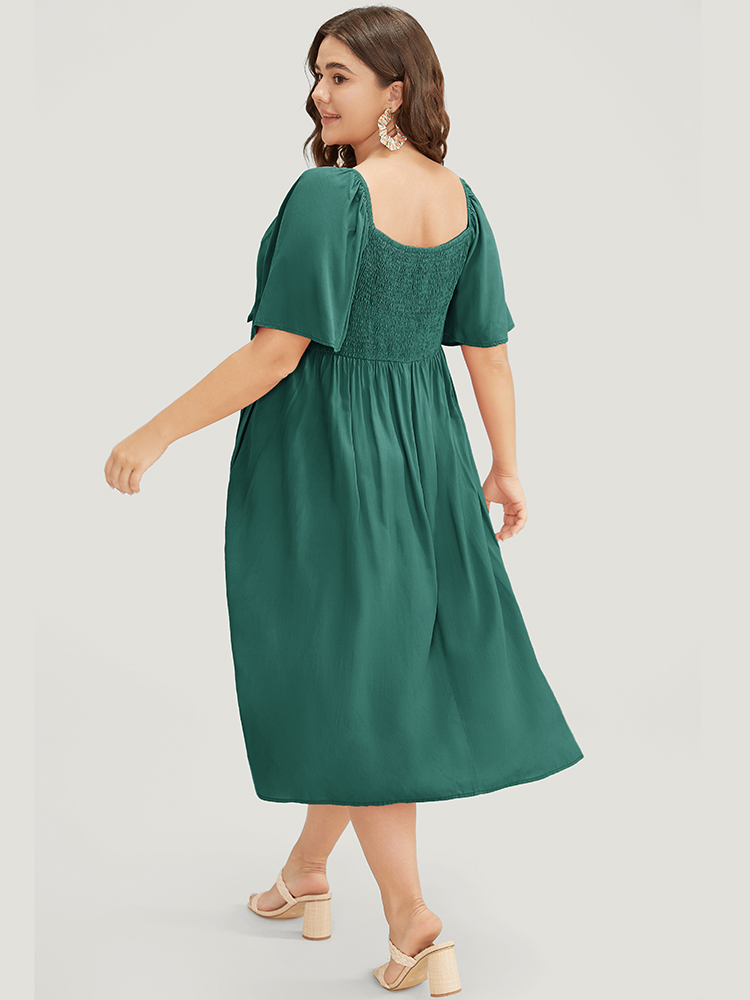 

Plus Size Solid V Neck Ruched Knotted Pocket Ruffle Hem Dress DarkGreen Women Elegant Ruched V-neck Short sleeve Curvy Midi Dress BloomChic