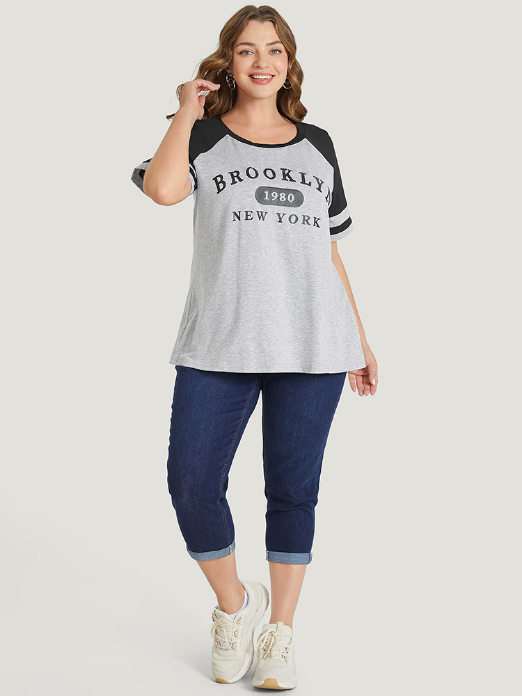 

Plus Size Letter Print Contrast Raglan Sleeve Graphic Tee LightGray Women Casual Striped Round Neck Dailywear T-shirts BloomChic