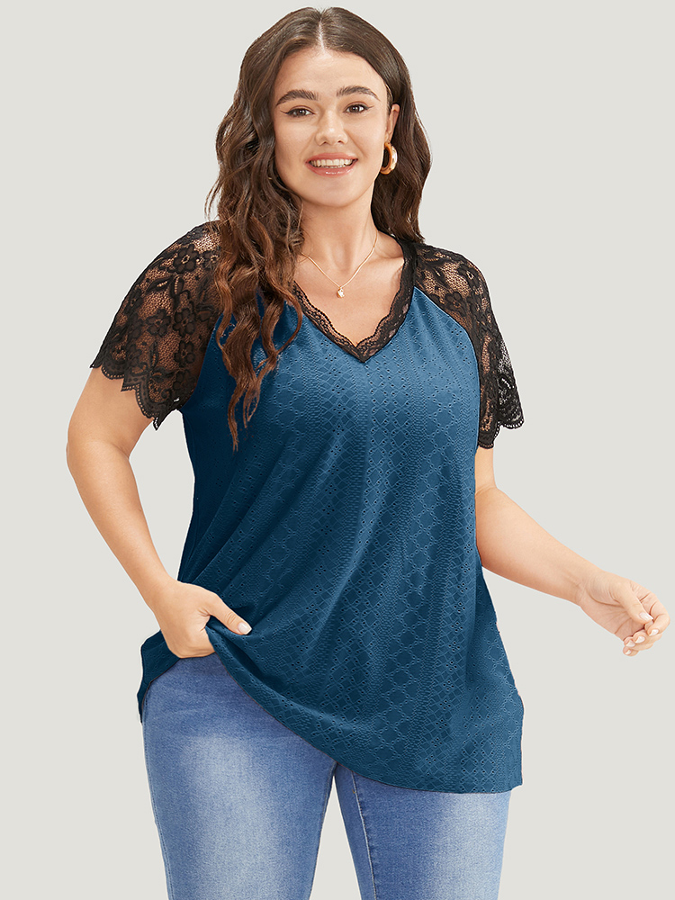 

Plus Size Plain Lace Raglan Sleeve Broderie Anglaise Scalloped Trim T-shirt Aegean Elegant Jersey Tops