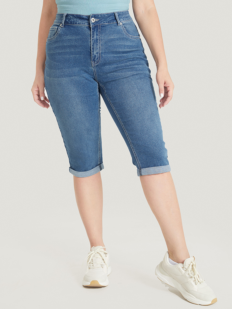 

Plus Size Slightly Stretchy High Rise Dark Wash Roll Hem Knee Denim Shorts Women Stone Casual Plain Pocket Low stretch Pocket Jeans BloomChic