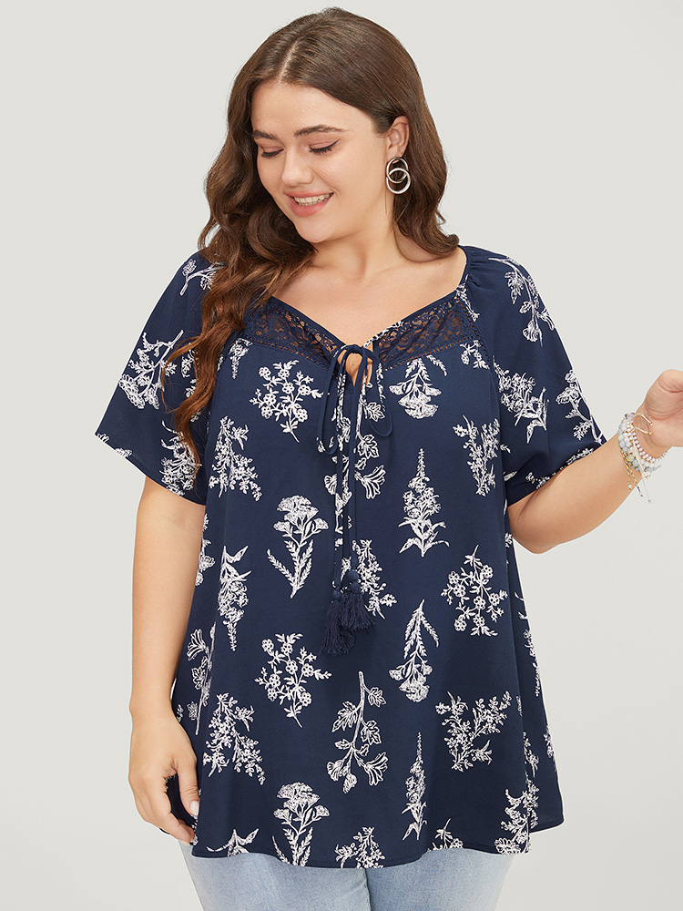 Plus Size Women Dailywear Silhouette Floral Print Tassels Regular Sleeve Short sleeve Tie Neck Elegant Blouses BloomChic 