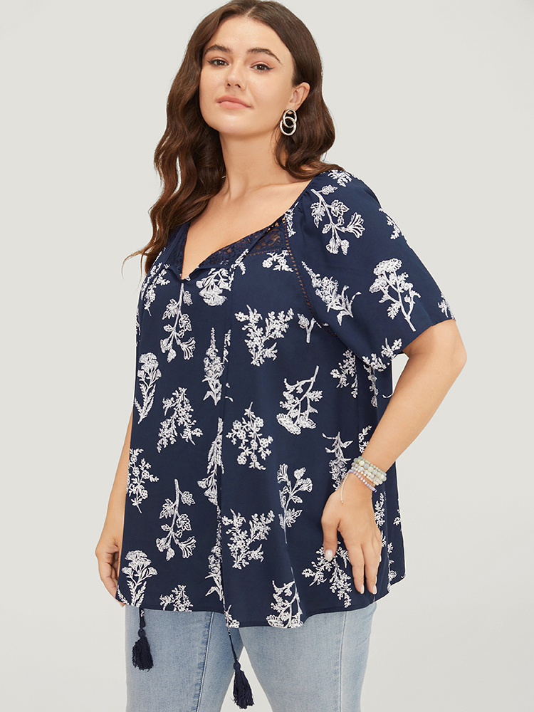 Plus Size Women Dailywear Silhouette Floral Print Tassels Regular Sleeve Short sleeve Tie Neck Elegant Blouses BloomChic 