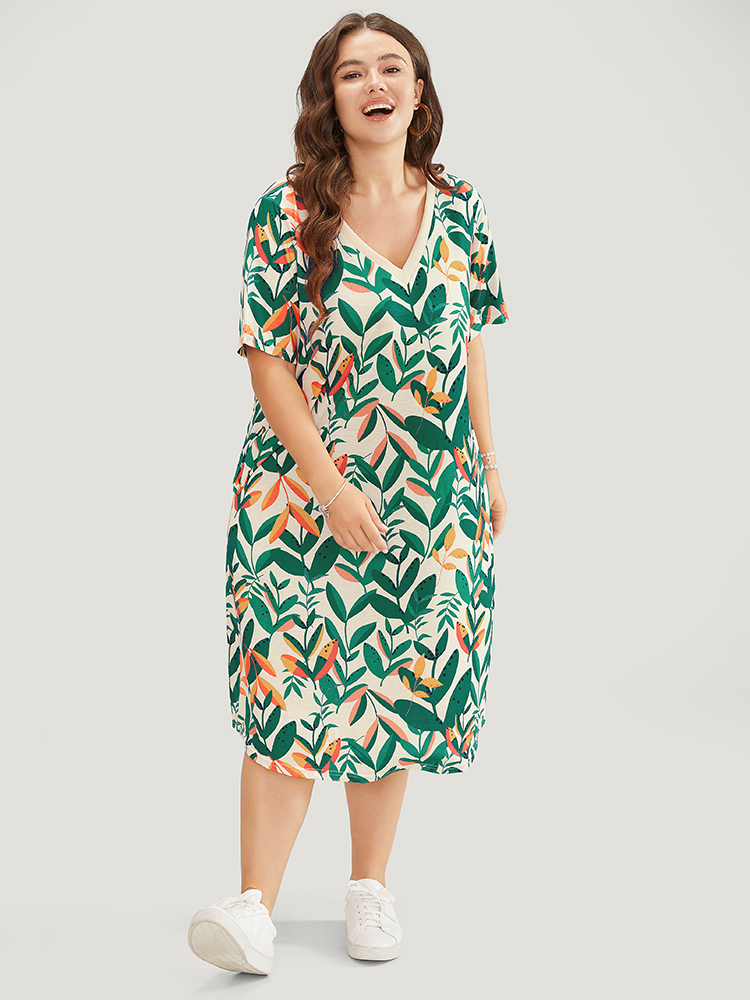 Plus Size Plant Print Pocket V Neck Ruffle Midi Dress Green Women Casual Pocket V-neck Short sleeve Curvy Midi Dress BloomChic 10/M 