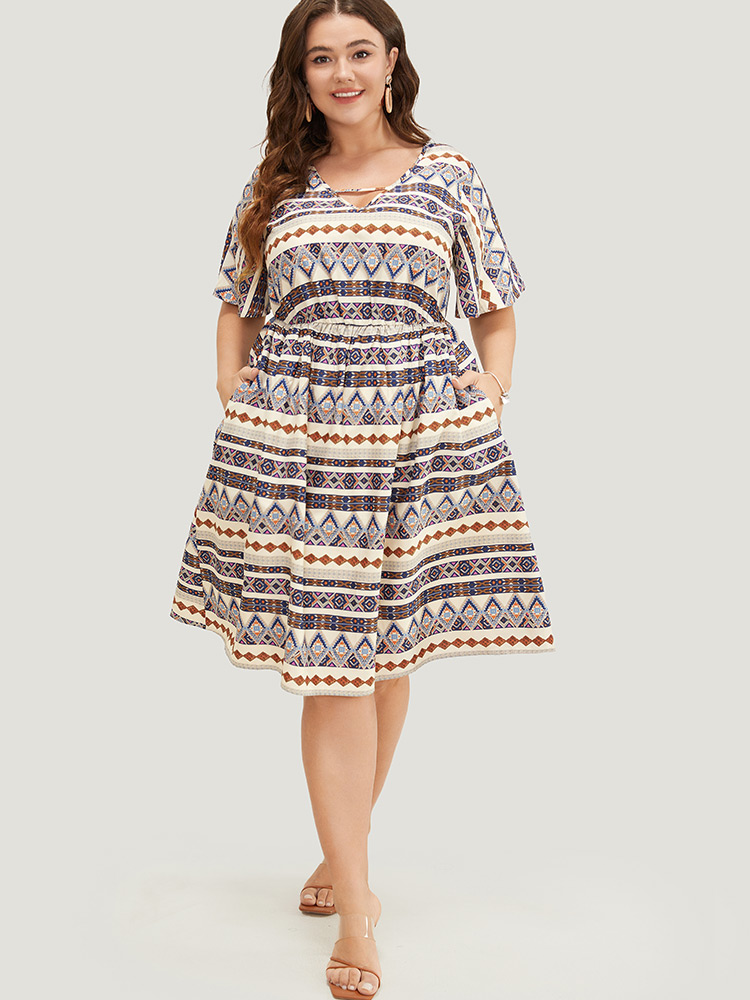 Plus Size Women Dailywear Bohemian Print Keyhole Ruffle Sleeve Short sleeve V-neck Pocket Vacation Dresses BloomChic 