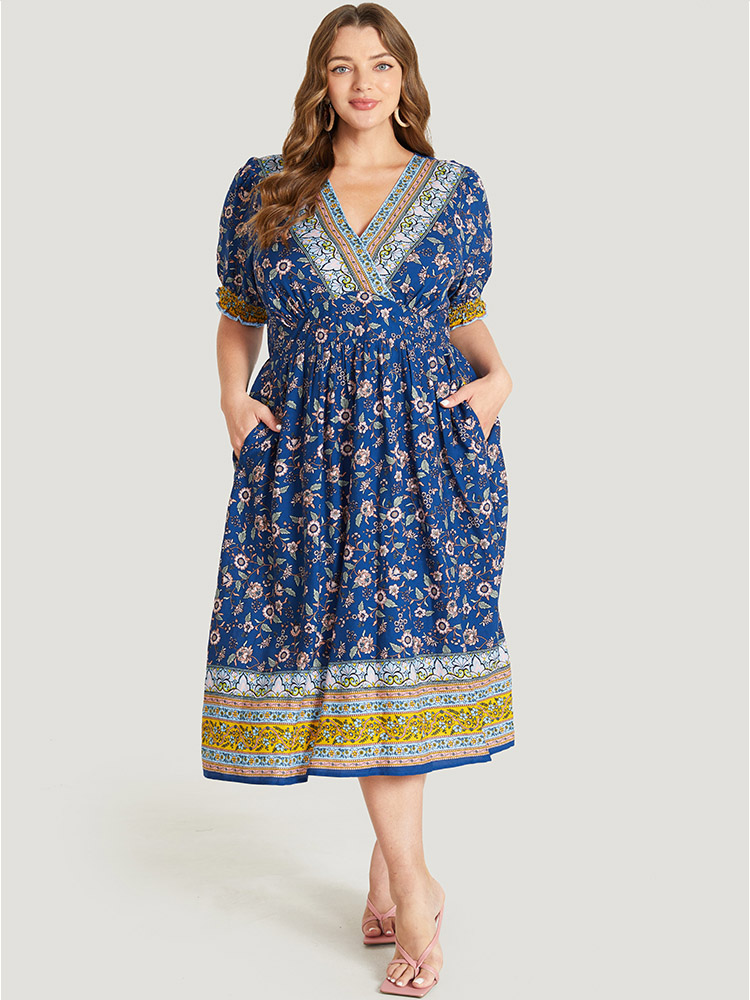 

Plus Size Bandana Print Surplice Neck Pocket Shirred Puff Sleeve Dress Blue Women Vacation Overlap Collar Short sleeve Curvy Midi Dress BloomChic