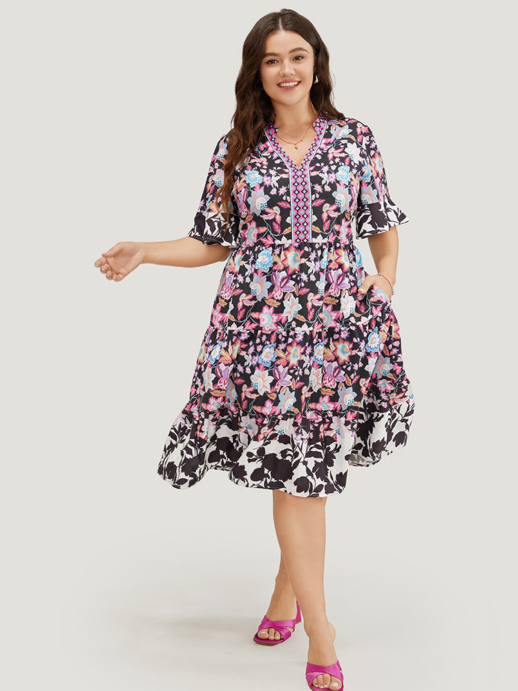 

Plus Size Floral Print Pocket Ruffle Tiered Bell Sleeve Dress Multicolor Women Vacation Printed Stand-up collar Short sleeve Curvy Knee Dress BloomChic