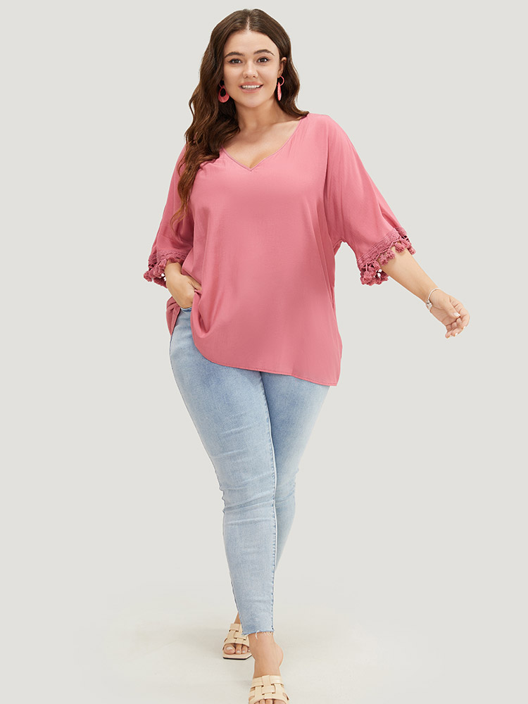 

Plus Size DustyPink Solid Tassels Detail Flounce Sleeve Blouse Women Vacation Elbow-length sleeve V-neck Dailywear Blouses BloomChic