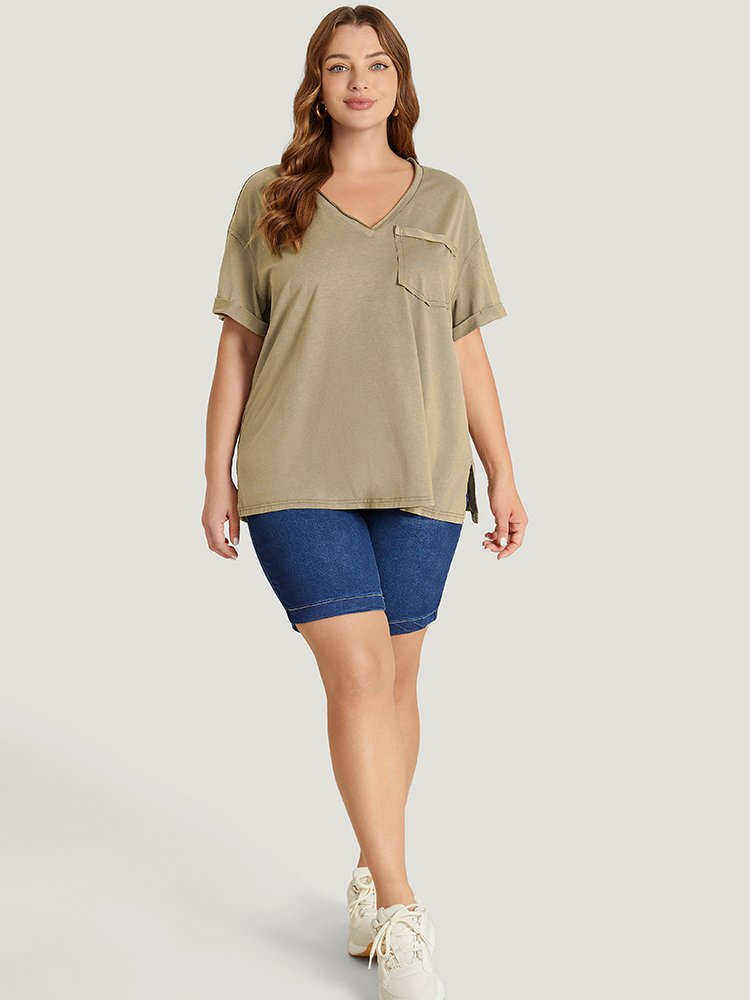 

Plus Size Solid Vintage Roll Sleeve Pocket Split Hem T-shirt Sage Women Casual Slit Plain V-neck Dailywear T-shirts BloomChic