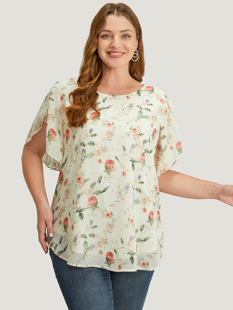 Plus Size Women Dailywear Floral Regular Sleeve Short sleeve Round Neck Elegant Blouses BloomChic 