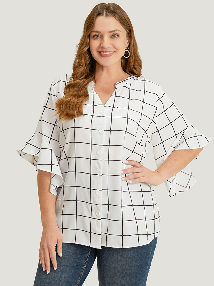 

Plus Size White Plaid Notched Button Up Ruffle Sleeve Split Hem Blouse Women Office Elbow-length sleeve Notched collar Work Blouses BloomChic