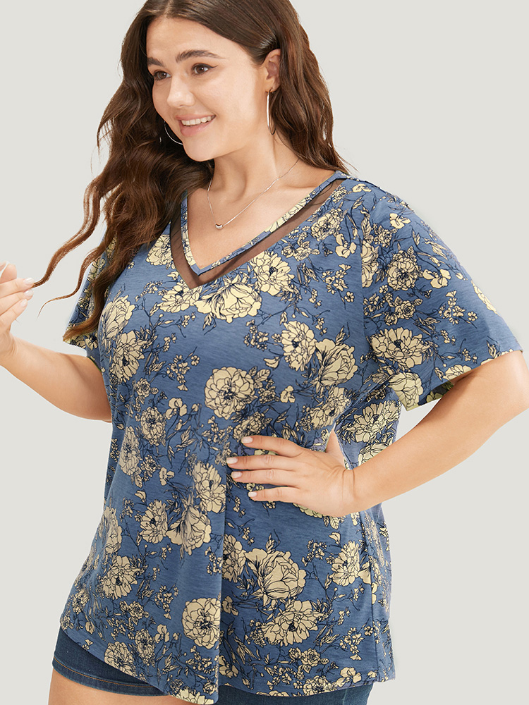 

Plus Size Floral Print Mesh Insert Flutter Sleeve T-shirt Aegean Women Elegant See through Floral V-neck Dailywear T-shirts BloomChic