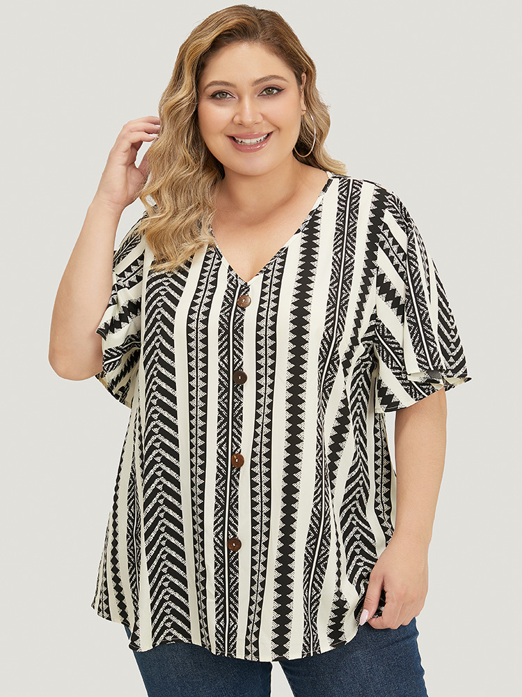 

Plus Size White Geometric Print Ruffle Sleeve Button Detail Blouse Women Vacation Short sleeve V-neck Dailywear Blouses BloomChic