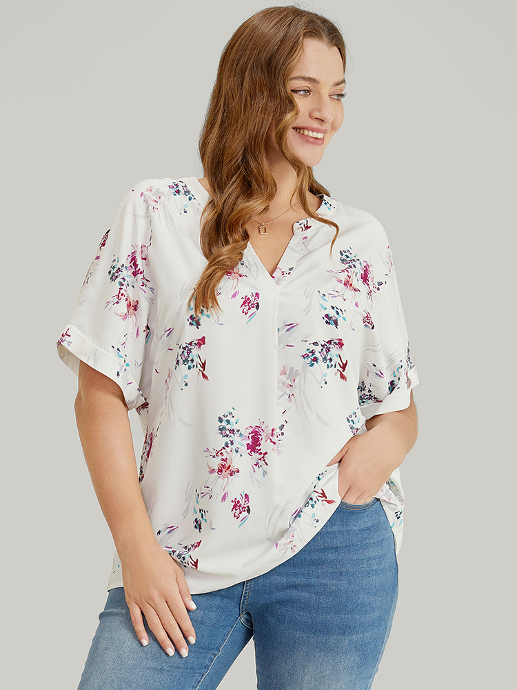 

Plus Size White Floral Roll Batwing Sleeve Notched Neck Blouse Women Elegant Short sleeve Notched collar Dailywear Blouses BloomChic