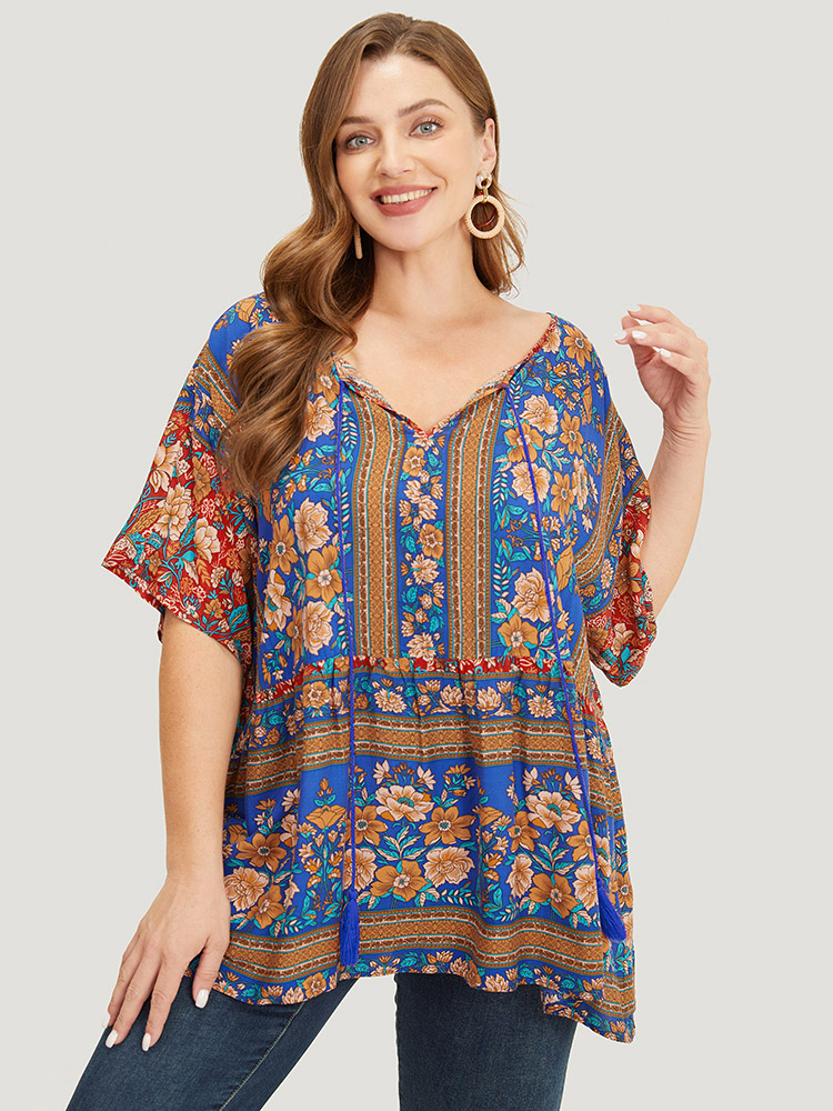 Plus Size Scarlet Bandana Print Tie Neck Tassels Batwing Sleeve Blouse Women Vacation Short sleeve Tie Neck Dailywear Blouses BloomChic 26/4X 