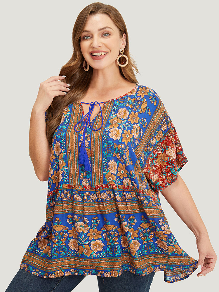 Plus Size Scarlet Bandana Print Tie Neck Tassels Batwing Sleeve Blouse Women Vacation Short sleeve Tie Neck Dailywear Blouses BloomChic 26/4X 