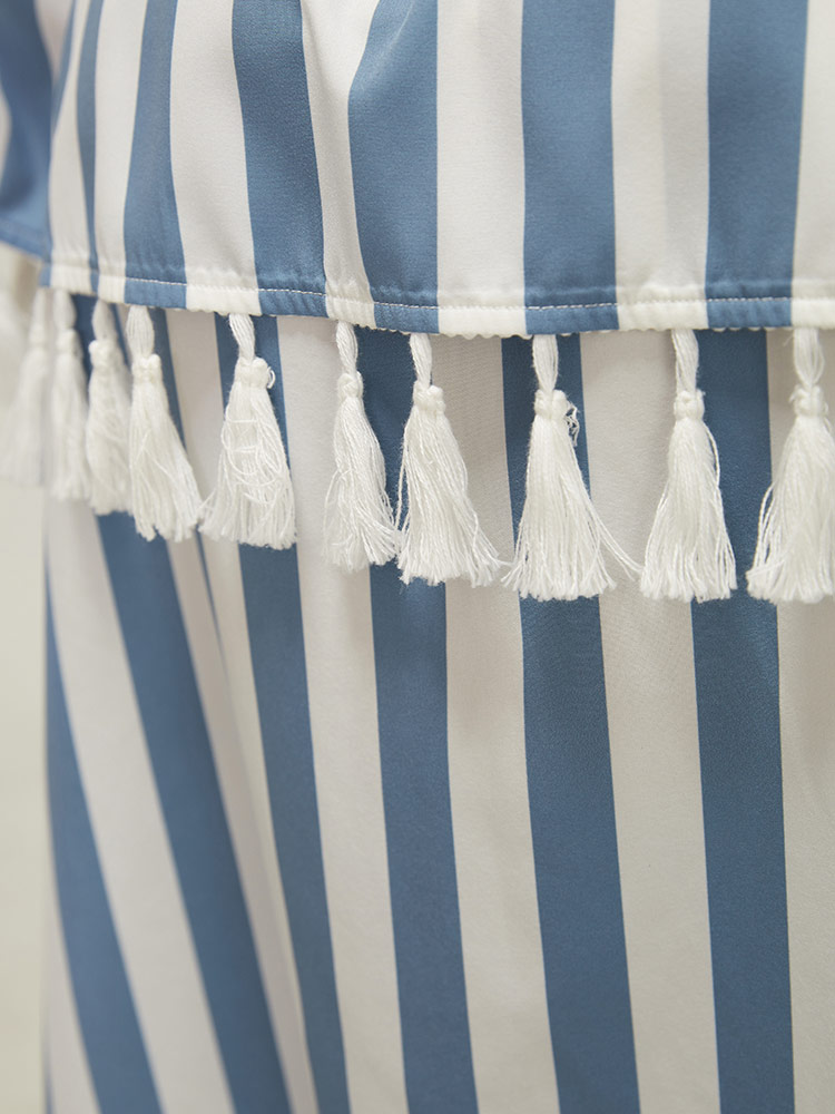 Plus Size LightBlue Striped Print Tassels Trim Cold Shoulder Blouse Women Vacation Sleeveless Cold Shoulder Dailywear Blouses BloomChic 28/5X 