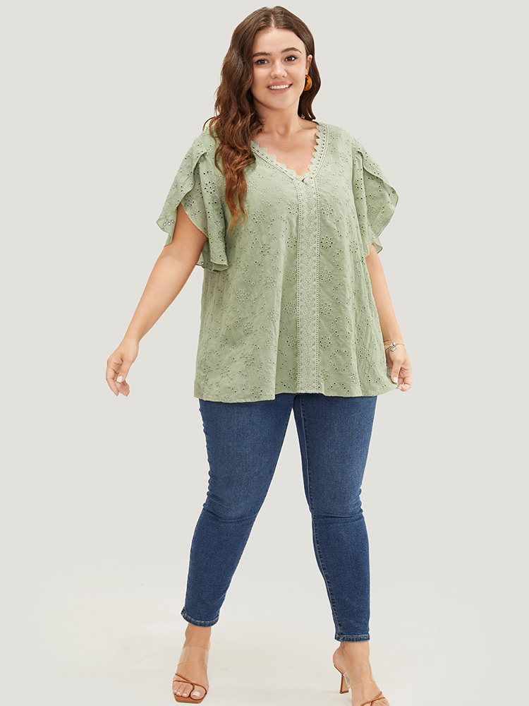 Plus Size Women Dailywear Plain Patchwork Regular Sleeve Short sleeve V-neck Elegant Blouses BloomChic 