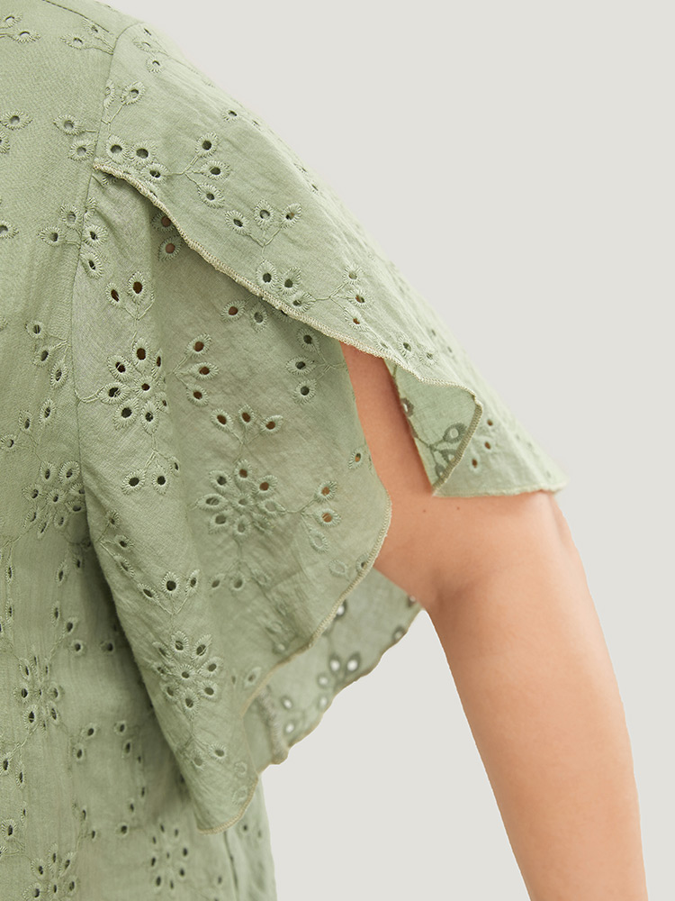 Plus Size Women Dailywear Plain Patchwork Regular Sleeve Short sleeve V-neck Elegant Blouses BloomChic 