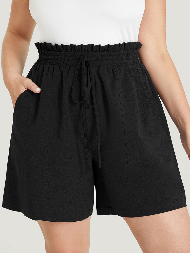 

Plus Size Plain Drawstring Pocket Paperbag Waist Shorts Women Black Casual Drawstring Loose Dailywear Shorts BloomChic