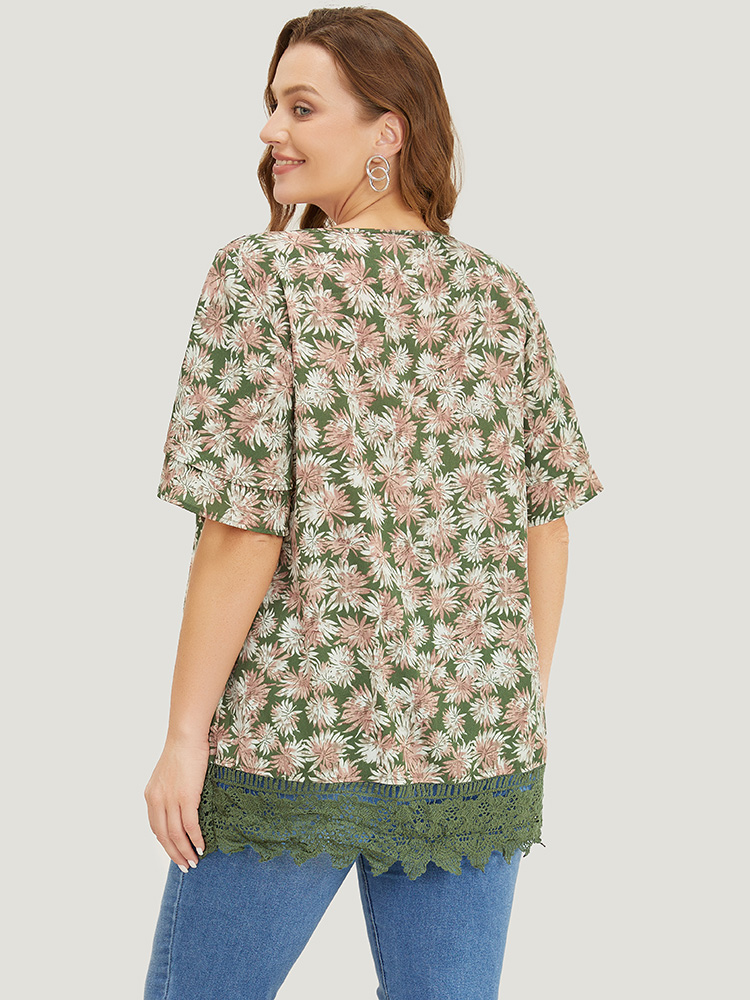Plus Size Women Dailywear Plants Patchwork Ruffle Sleeve Short sleeve Round Neck Vacation Blouses BloomChic 