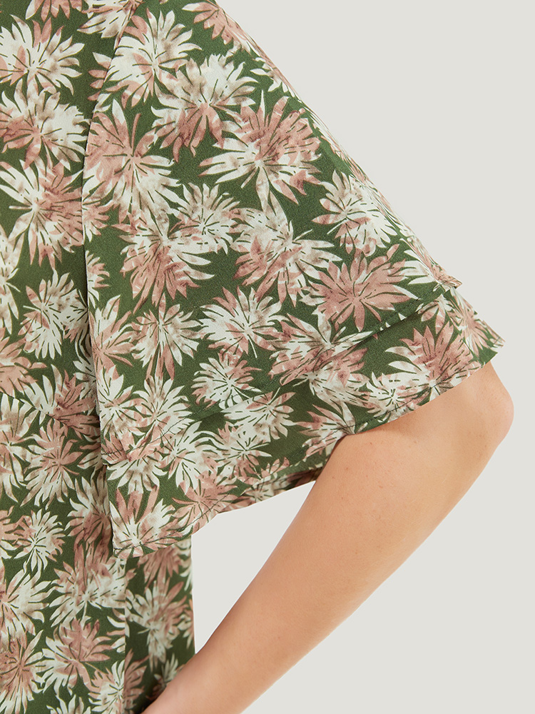 Plus Size Women Dailywear Plants Patchwork Ruffle Sleeve Short sleeve Round Neck Vacation Blouses BloomChic 