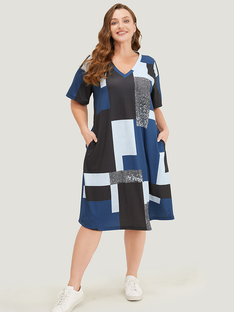 

Plus Size Geometric Contrast Pocket Midi Dress Multicolor Women Casual Contrast V-neck Short sleeve Curvy Midi Dress BloomChic