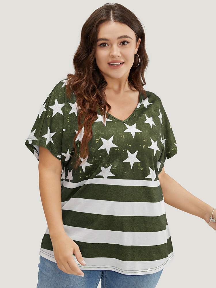 

Plus Size Star & Striped Print Batwing Sleeve T-shirt ArmyGreen Women Casual Moon and Star V-neck Everyday T-shirts BloomChic