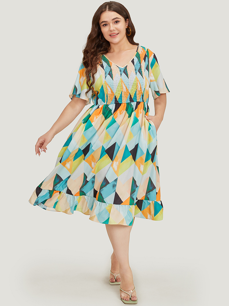 Plus Size Women Dailywear Geometric Gathered Ruffle Sleeve Short sleeve V-neck Pocket Elegant Dresses BloomChic 
