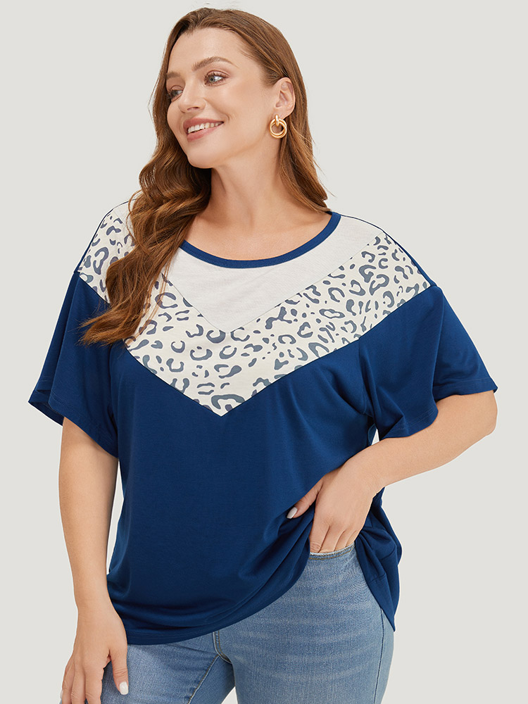 Plus Size Women Dailywear Colorblock Contrast Dolman Sleeve Short sleeve Round Neck Casual T-shirts BloomChic 