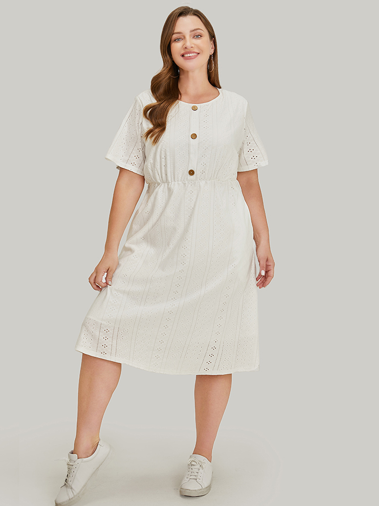 

Plus Size Solid Button Detail Pocket Broderie Anglaise Dress White Women Vacation Button Round Neck Short sleeve Curvy Midi Dress BloomChic