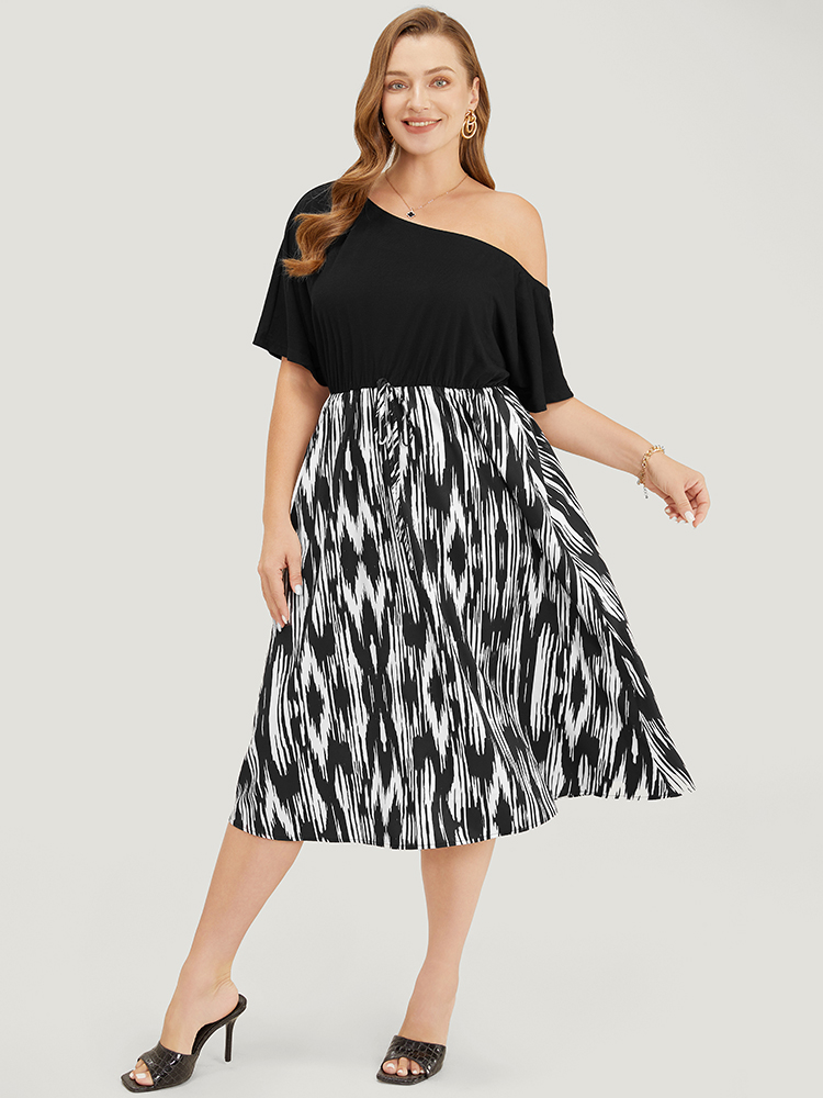 Plus Size Women Dailywear Geometric Gathered Regular Sleeve Short sleeve One Shoulder Pocket Elegant Dresses BloomChic 