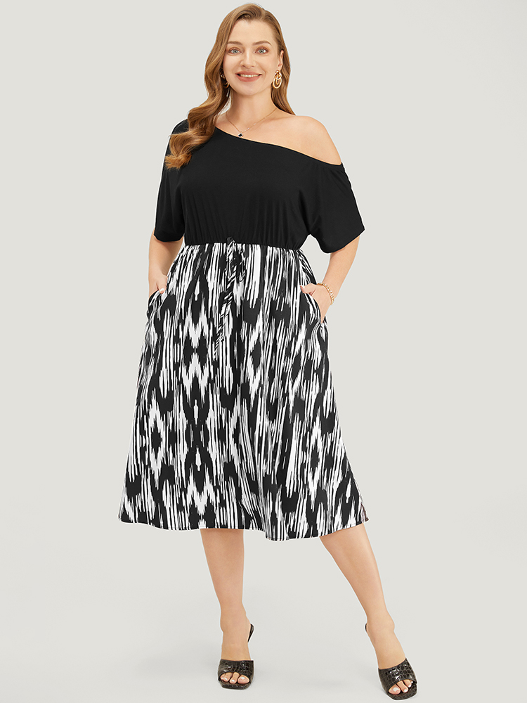 Plus Size Women Dailywear Geometric Gathered Regular Sleeve Short sleeve One Shoulder Pocket Elegant Dresses BloomChic 