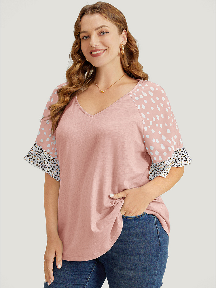 

Plus Size Leopard Contrast Ruffle Trim Raglan Sleeve T-shirt Pink V-neck Half Sleeve Elegant Jersey Tops