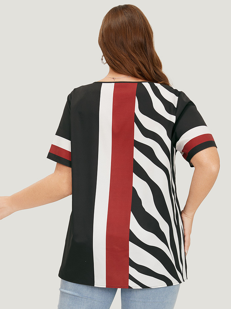 Plus Size Multicolor Striped & Geometric Print Crew Neck Blouse Women Elegant Short sleeve Round Neck Dailywear Blouses BloomChic 26/4X 